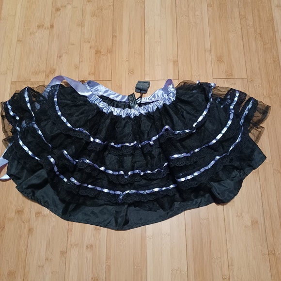 Doll Kill Widow 3 Layer Tulle Black/ Purple Miniskirt Size XSM - Picture 2 of 7